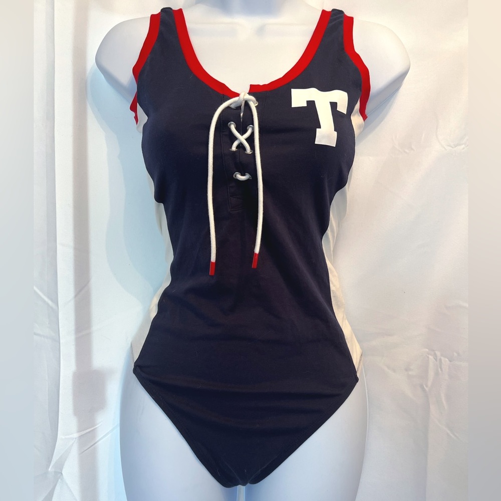 NWOT Tommy Hilfiger scoop back bodysuit